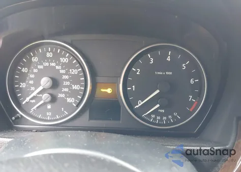 2006 BMW 325I из США, поврежденный, VIN WBAVB13576KX46212